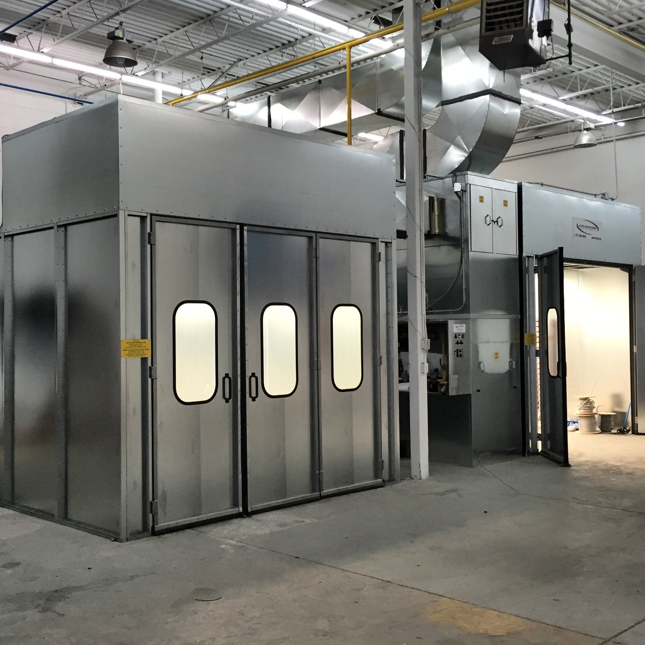 Fully Enclosed Spray Booths 